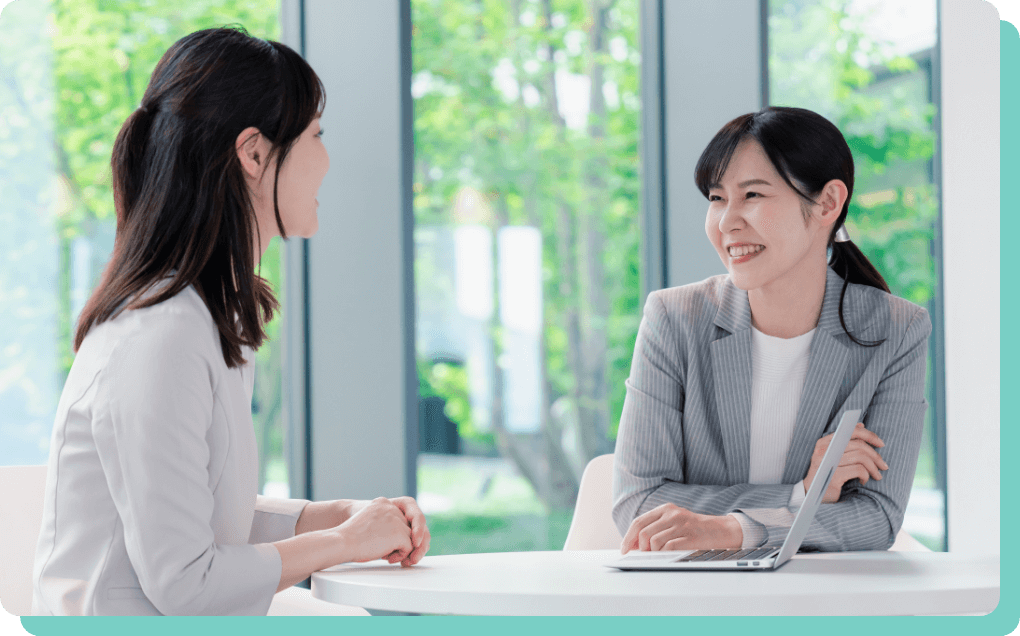 経験豊富な専属のスタッフが「相談」「学習」「転職」のすべてをサポート