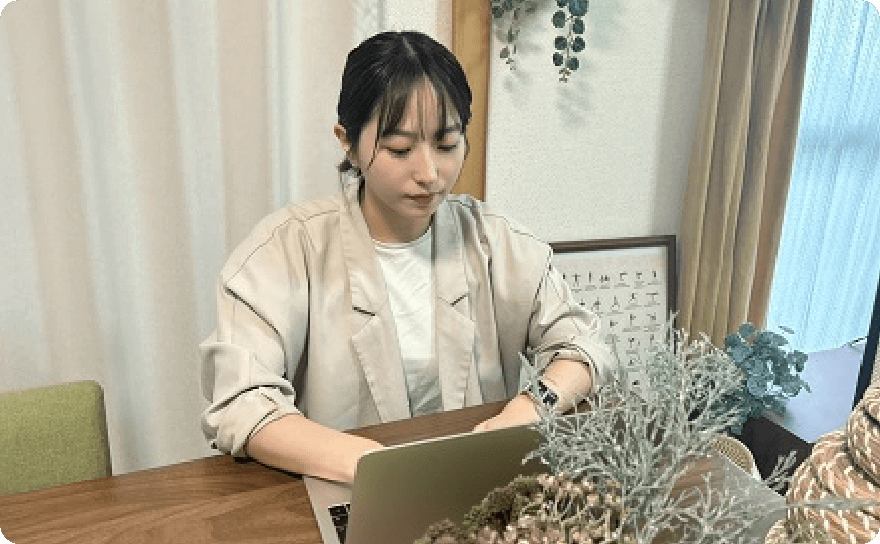大阪と淡路島の二拠点生活で、デザインと動画編集の仕事をしています♪